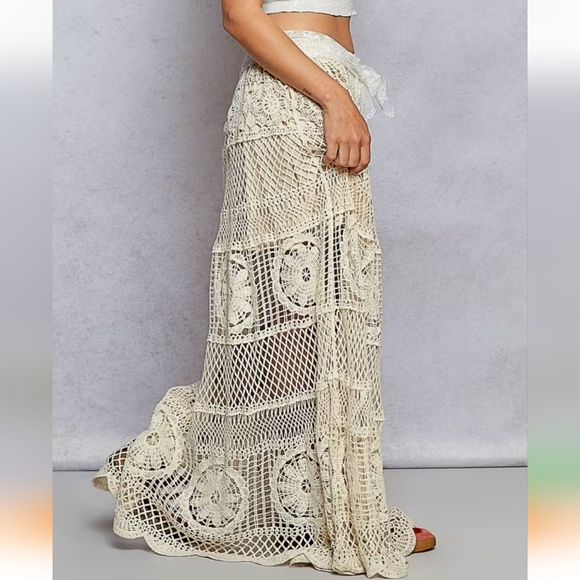 NS01. POL Bohemian Crochet Neutral Cotton One Size Summer Maxi Skirt - Picture 4 of 4
